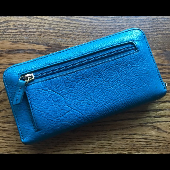 Blue Leather Fossil Wallet with Tan Interior - Picture 3 of 7